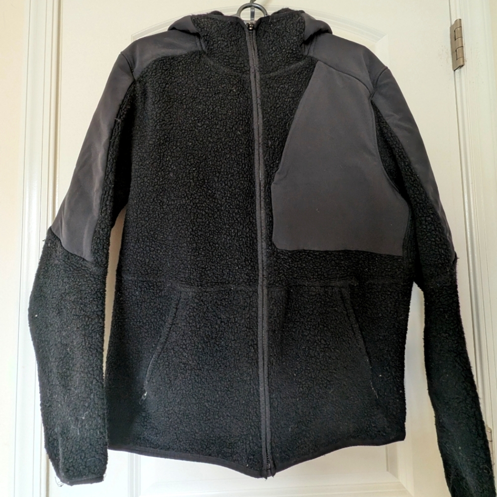Lululemon Black Fleece Jacket